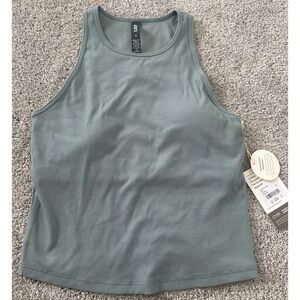 Vuori Women's Pose Plyo Tank in Mist - Size Small